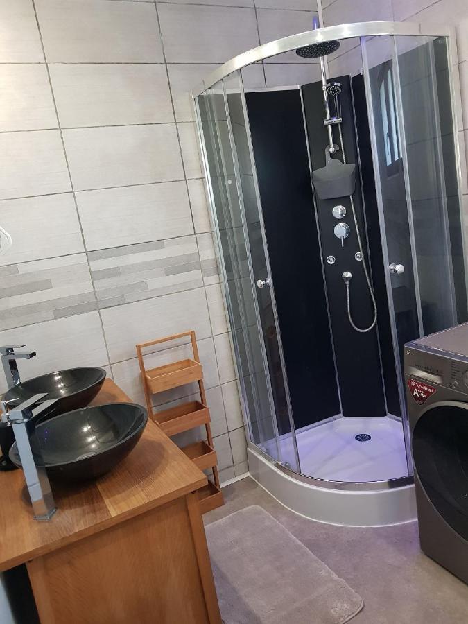 maison indépendante Villa Saint-Amand-en-Puisaye Esterno foto