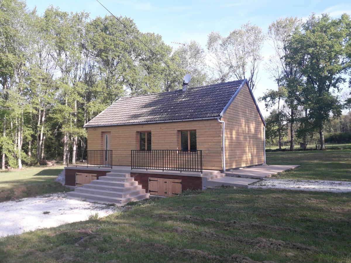 maison indépendante Villa Saint-Amand-en-Puisaye Esterno foto